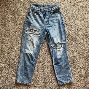 Boyfriend distressed size 6 jeans